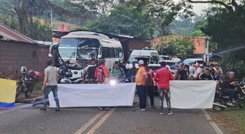 CIERRE VIAL POR PARO ARROCERO 