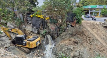  En la fase final se encuentran los cruces especiales para descontaminar las aguas de los riachuelos que atraviesan la ciudad.