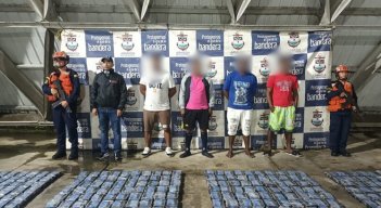 Lancha-sospechosa-santa-marta.