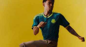 Luis Díaz y la camisa alternativa de la Selección Colombia