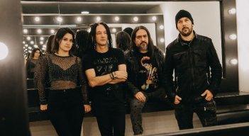 La Pestilencia se despide de los escenarios tras cuatro décadas de rebeldía musical.