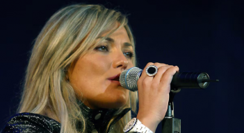 Amaia Montero, La Oreja de Van Gogh