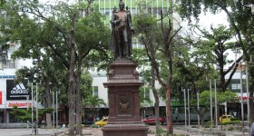 ESTATUA DE SANTANDER 