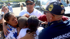 Entrega de colombianos presos en Venezuela. 