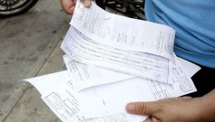 Cafam solo le entrega a los usuarios papeles de pendientes en lugar de medicamentos/Foto cortesía