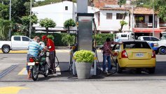 Estaciones de servicio. / Foto La Opinión