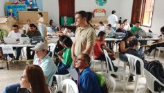 Los escrutinios se cumplen en la biblioteca pública Julio Pérez Ferrero/Foto Orlando Carvajal