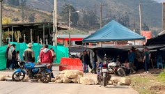 En Chitagá, campesinos bloqueron hasta ayer la vía nacional que conduce a Bogotá./ Foto cortesía Camila Rojas
